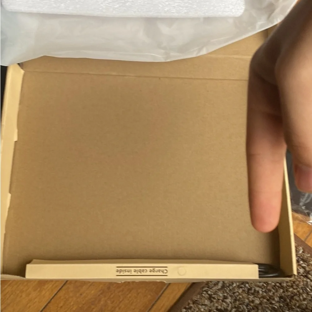 Wireless light up keyboard, for iPad Pro, 12.9 and protective case.